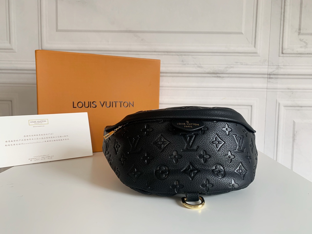 Louis Vuitton BUMBAG