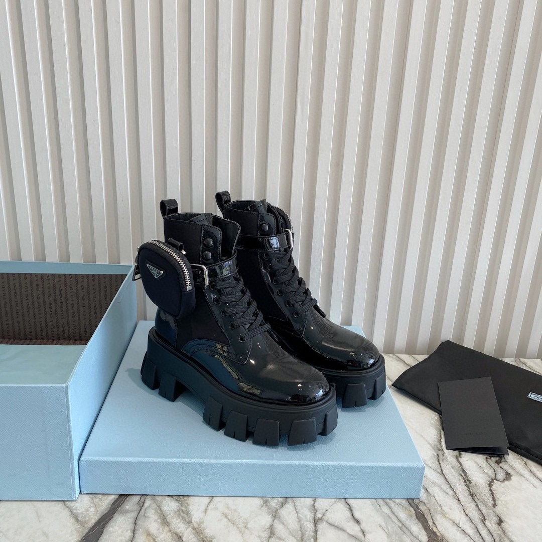 PRADA 001 boots XM023