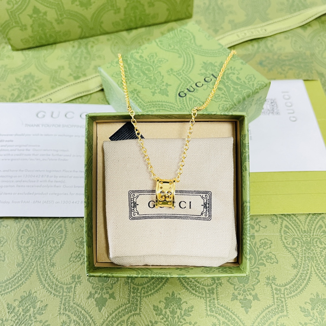 Gucci Jewelry Necklace Hollow circle