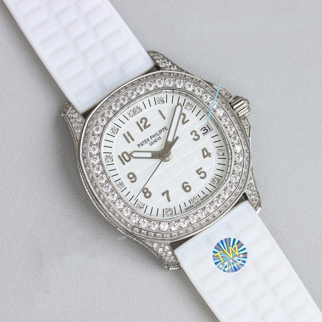 PATEK PHILIPPE AQUANAUT 5072 35.6mm