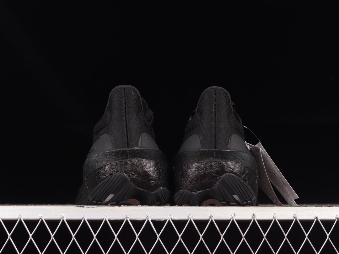 Ad Ultra Boost Light 23 GZ5159 XM542