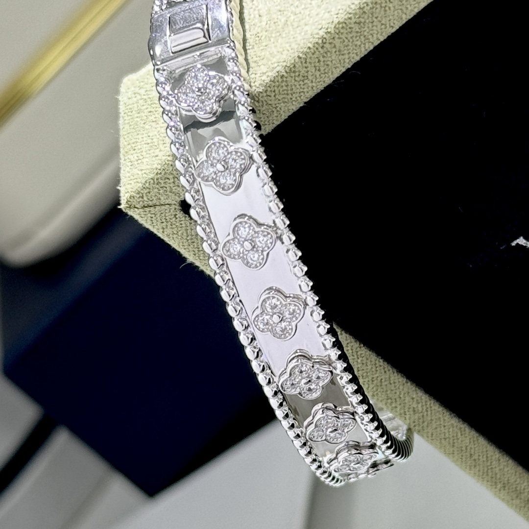 Van Cleef & Arpels Jewelry Bangle Kaleidoscope wide bracelet