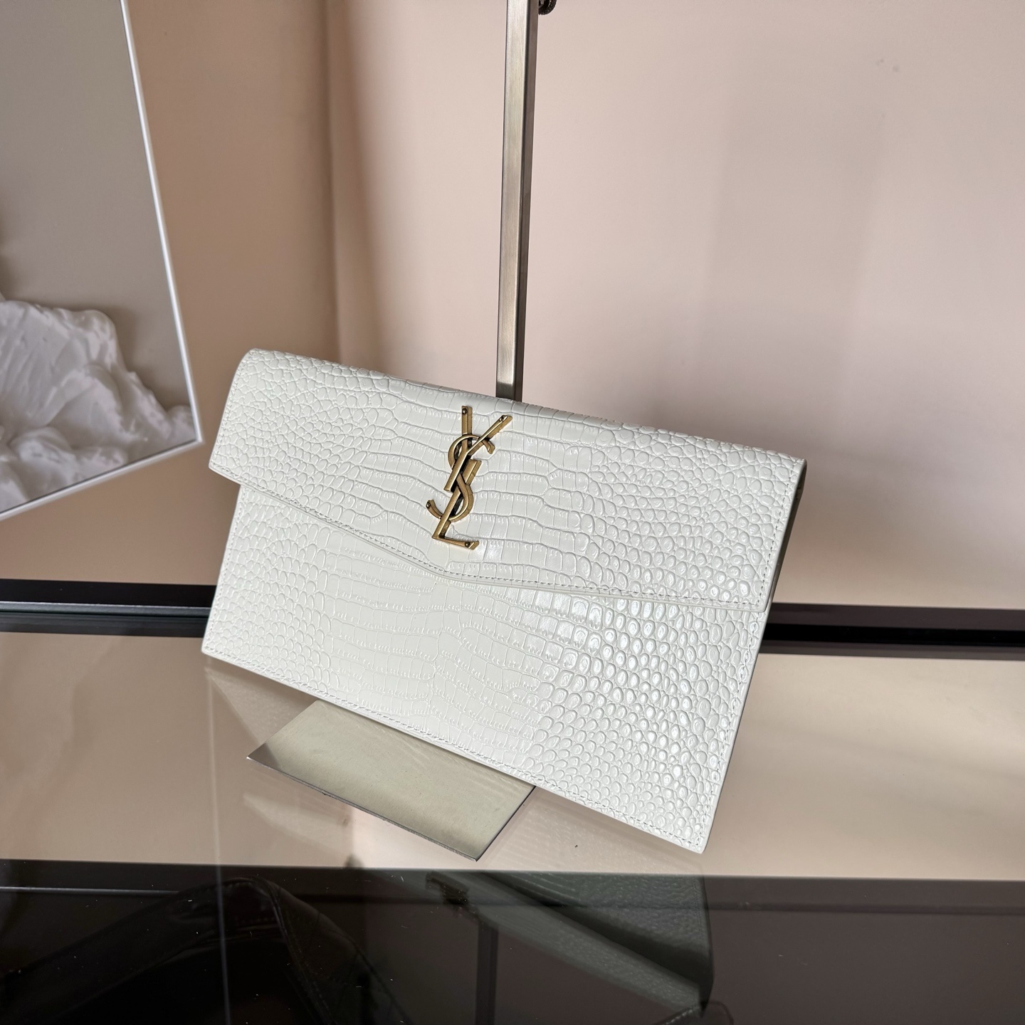 Saint Laurent Shoulder Bag Ladies' Favorite Uptown