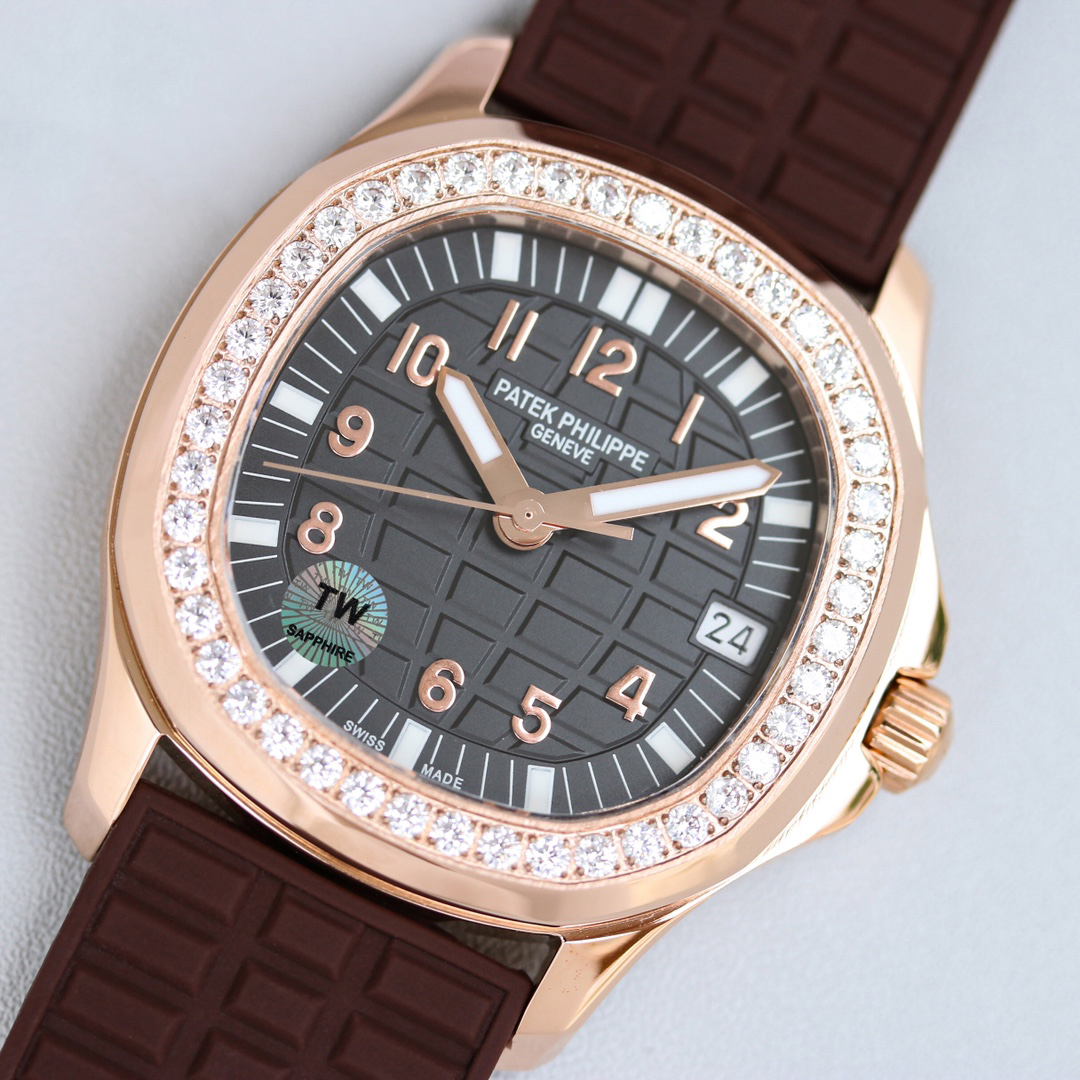 PATEK PHILIPPE AQUANAUT 5072 35.6mm