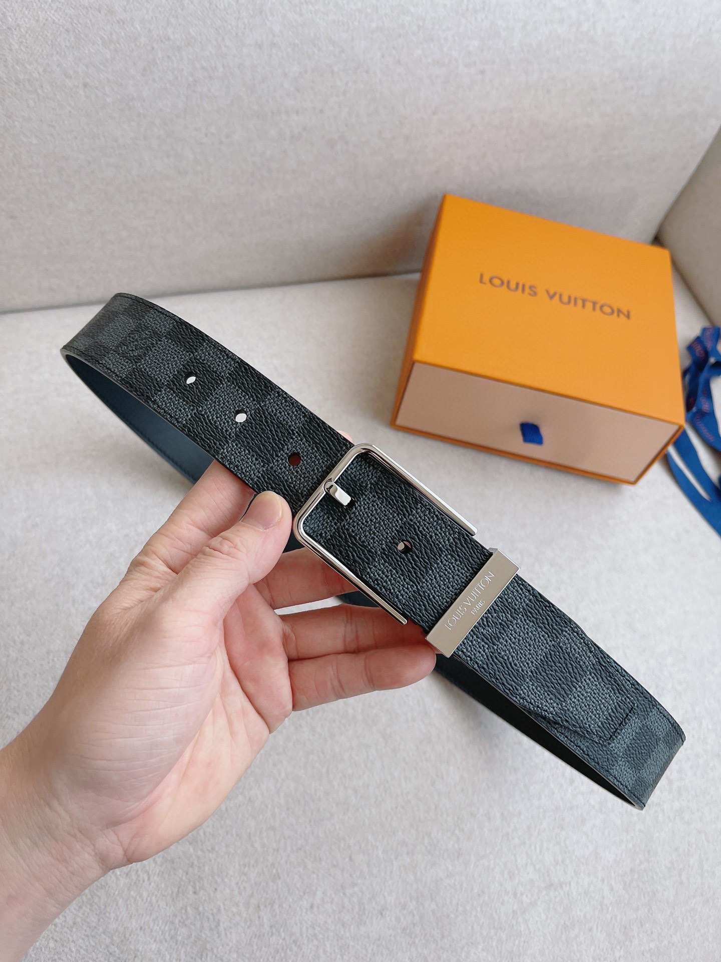 LV Belt 023 3.5cm
