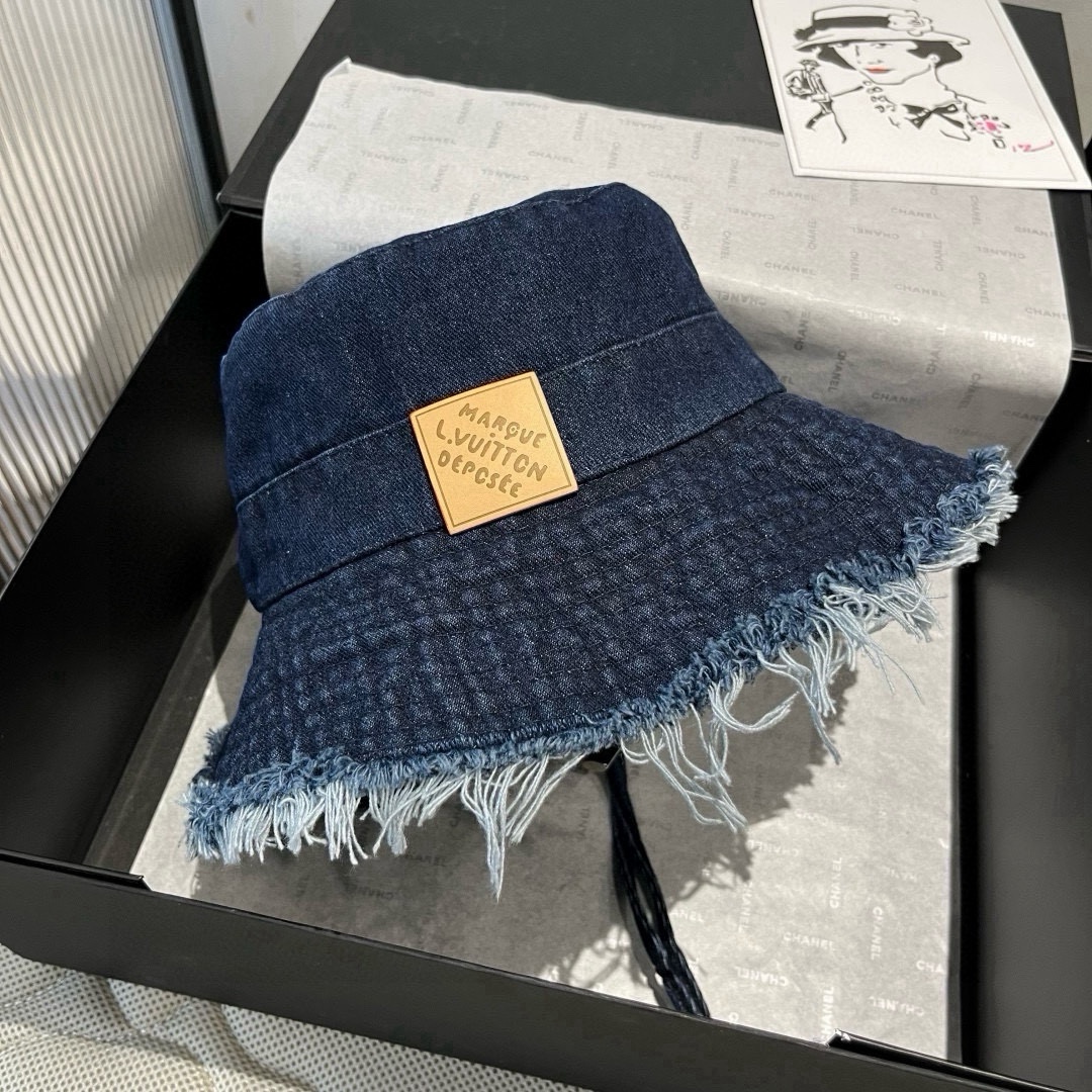 Loewe Hat Raw-Edged Denim Bucket Hat 57cm Accessories