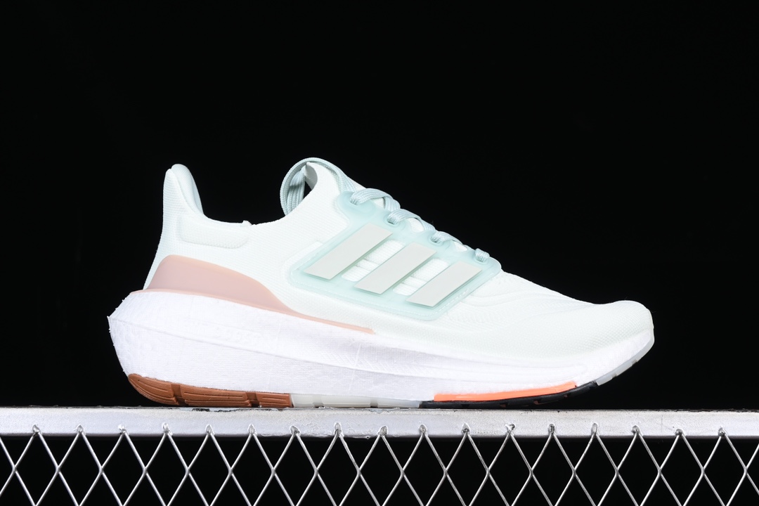 Ad Ultra Boost Light 23 HQ6338 XM542