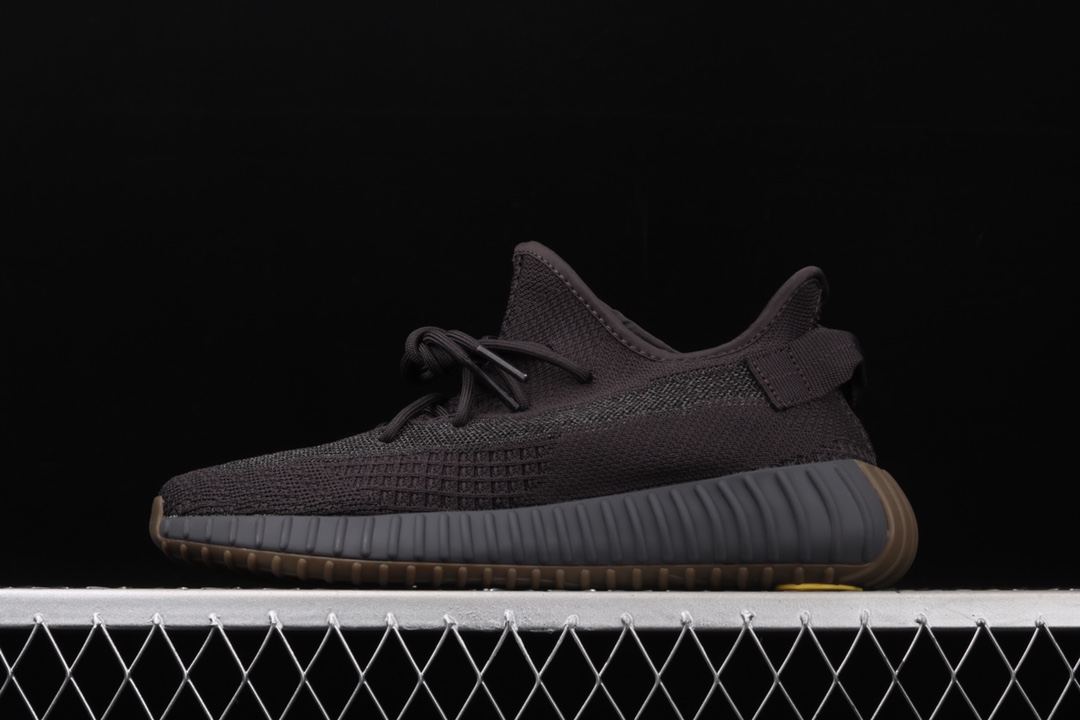 Yeezy Boost 350 V2“Cinder”FY4176