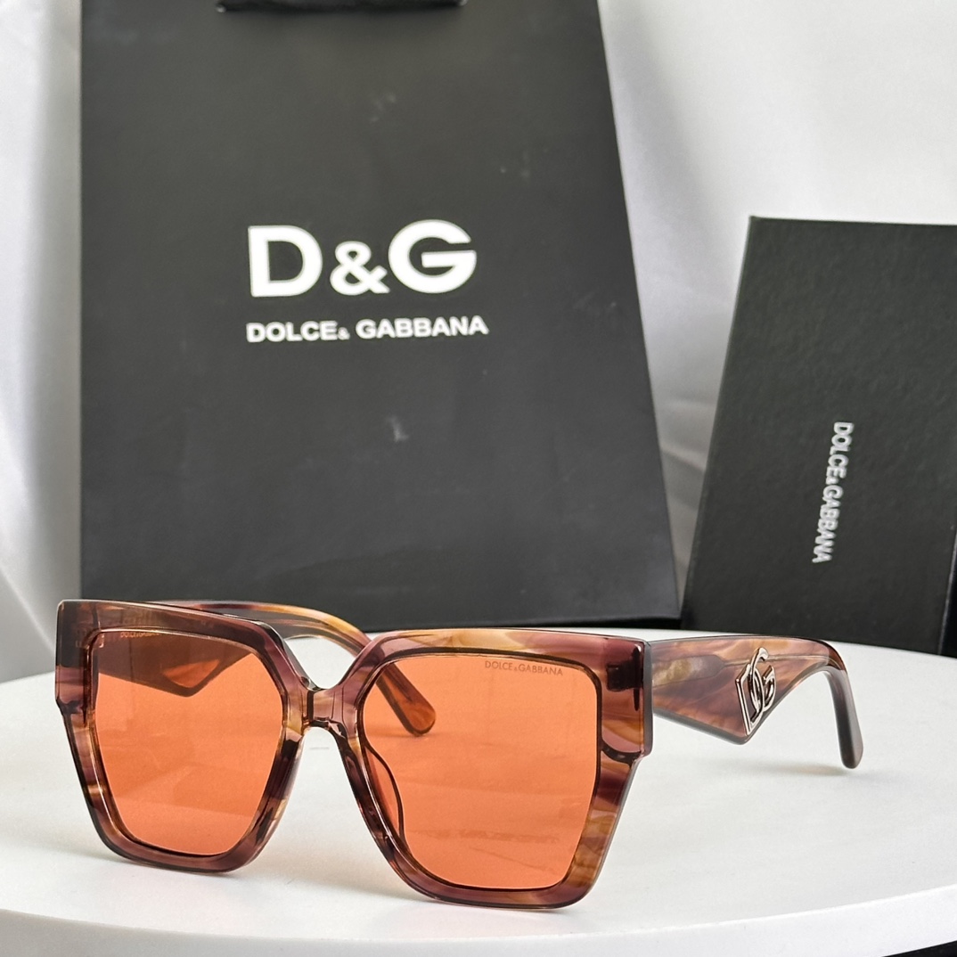 Dolce & Gabbana Sunglasses DG4438 SM051