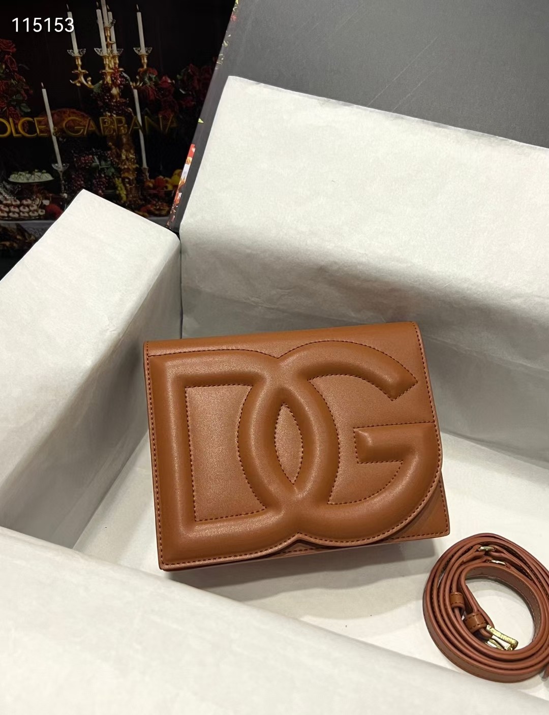 D&G 003 Brown LM022 20cm