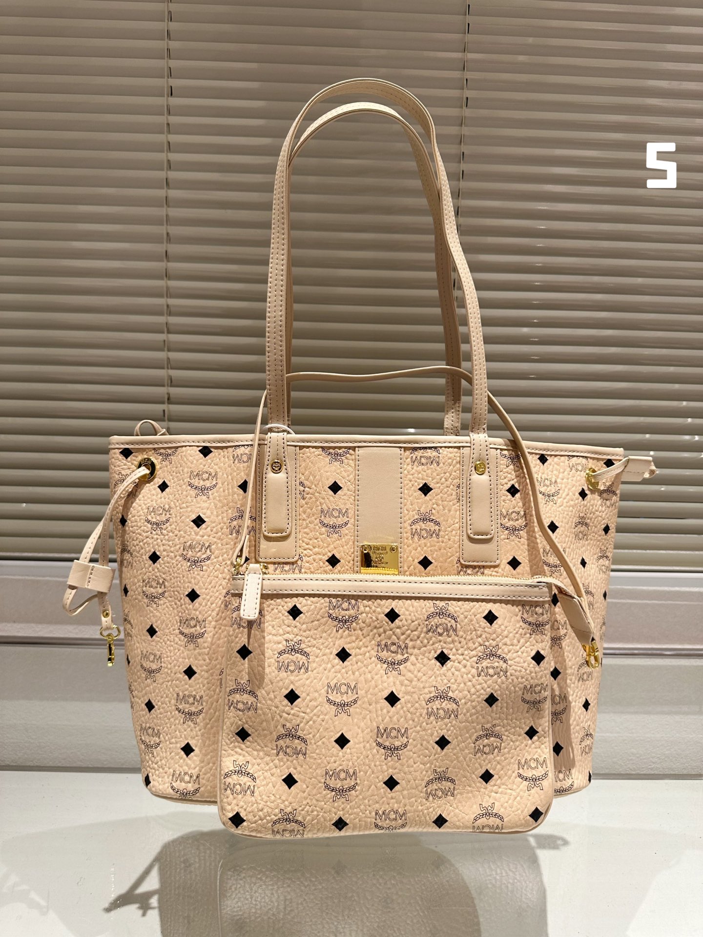 MCM Liz Tote 023 LLS551 35cm