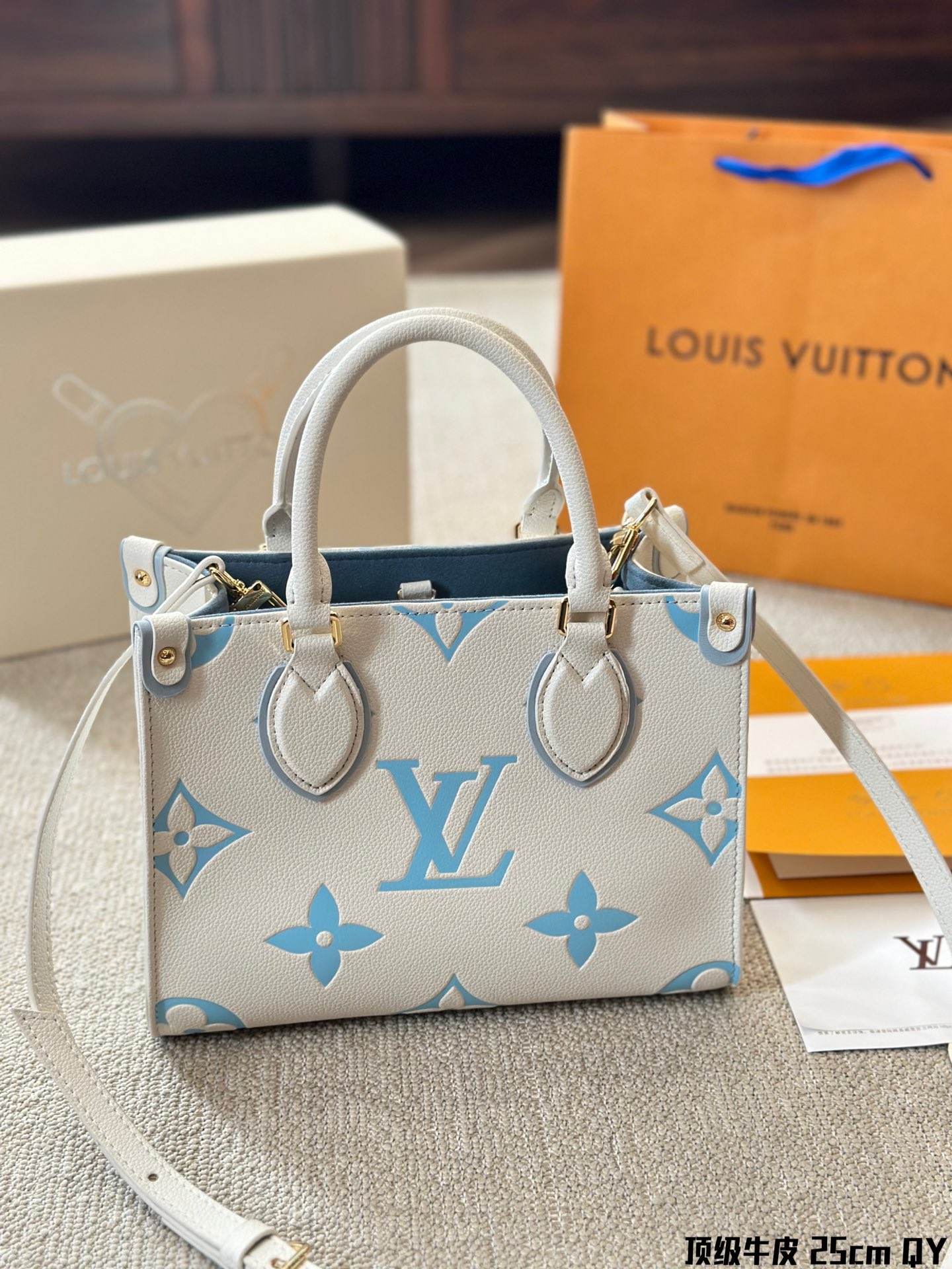 LV onthego Bag 006 DB502 25cm