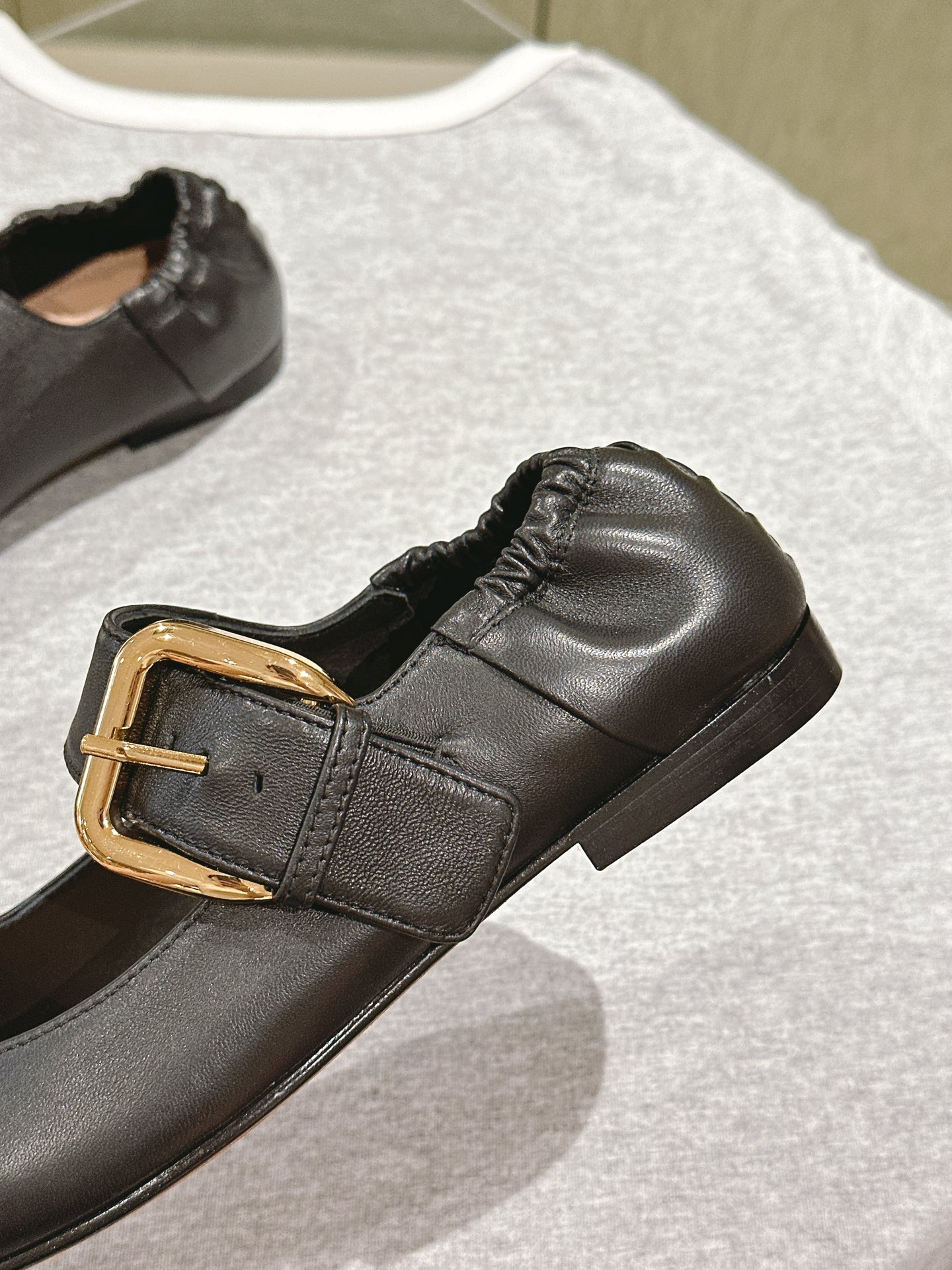 Bottega Veneta Shoes Flat Shoes Sharp Chain Pum