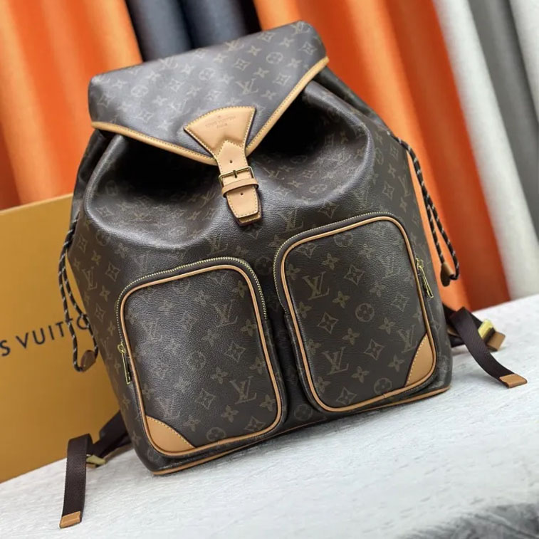 LV Montsouris Cargo Backpack M14015 KA012 40cm