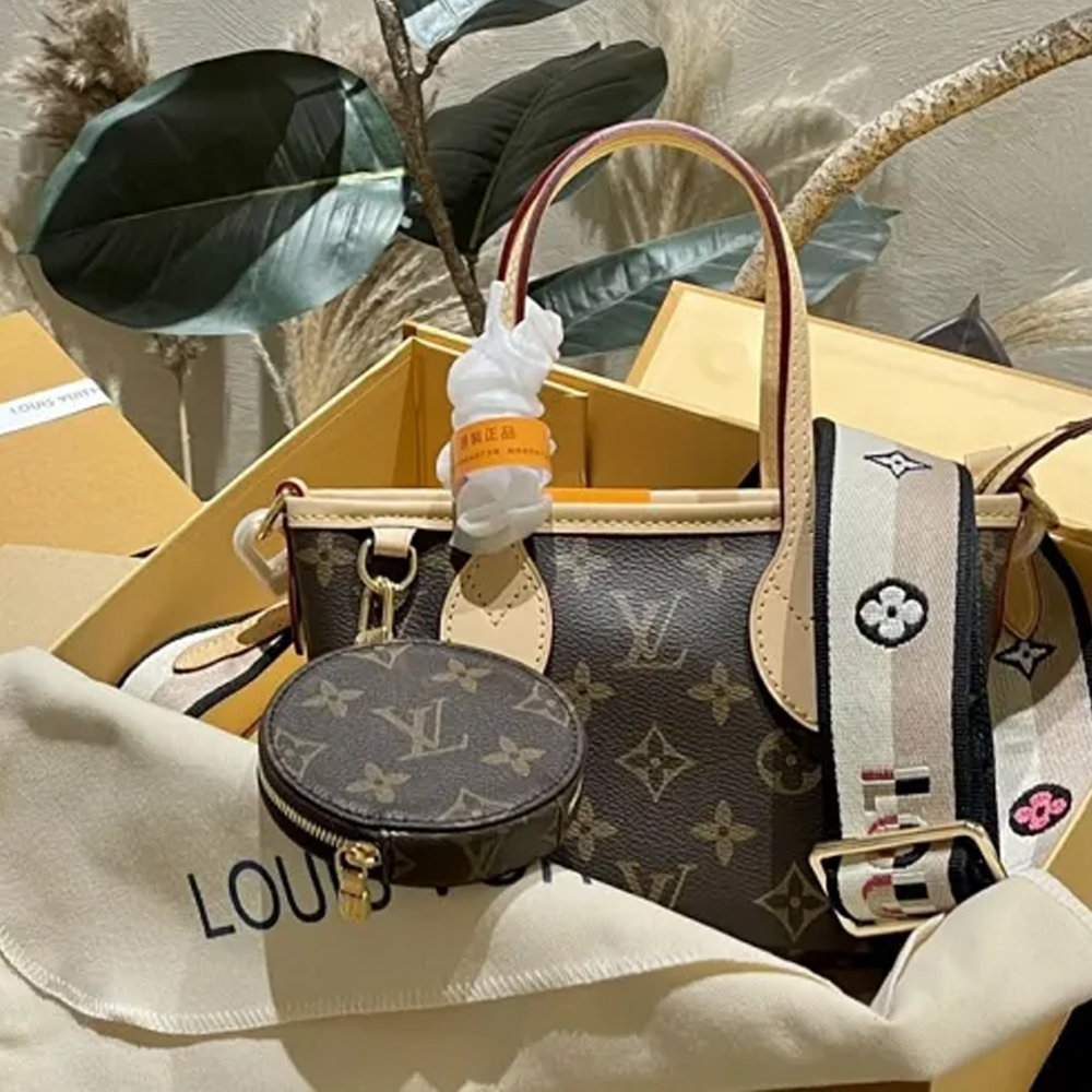 LV Neverfull BB Tote 46705 LLS002 24cm