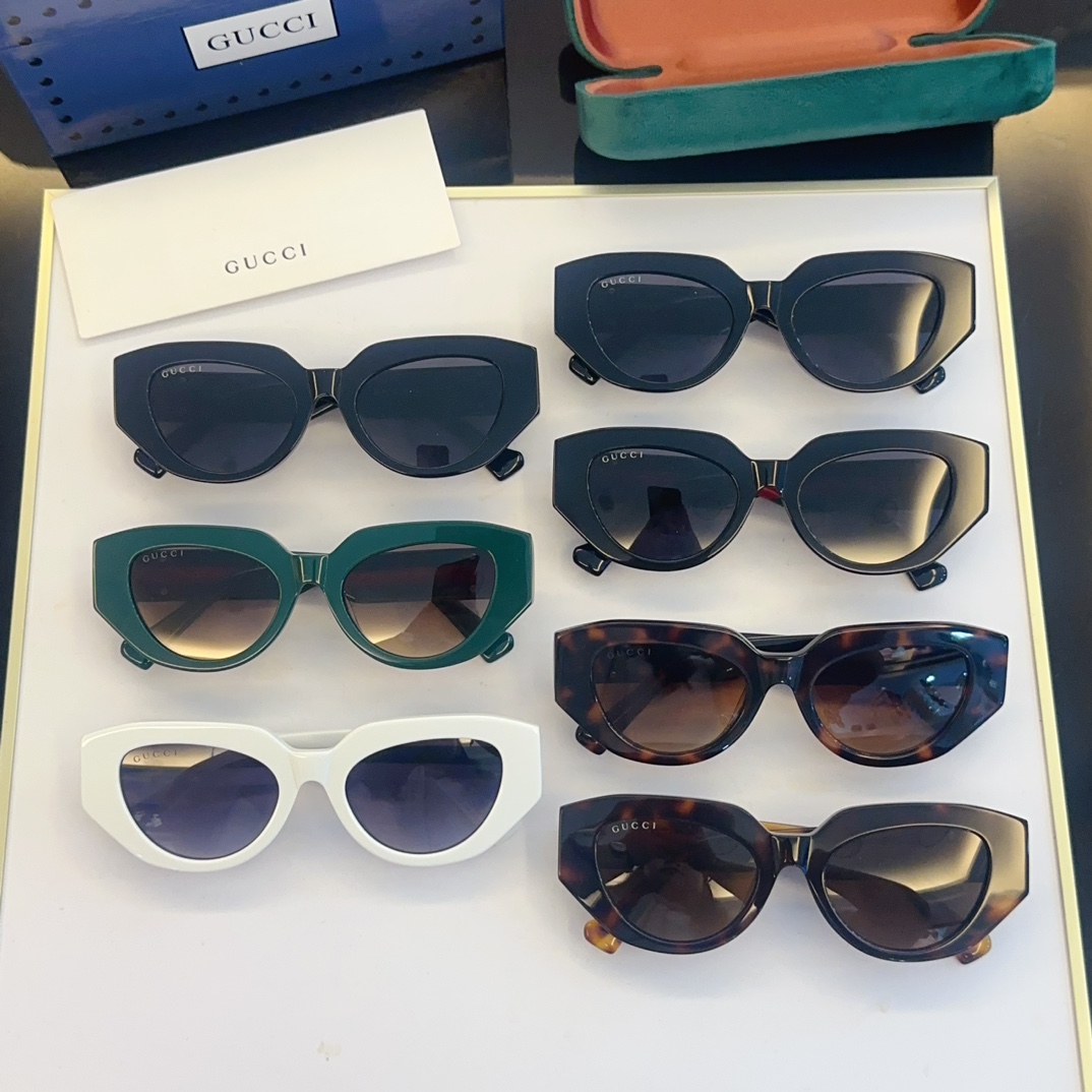 Gucci Sunglasses GG1421S SM051