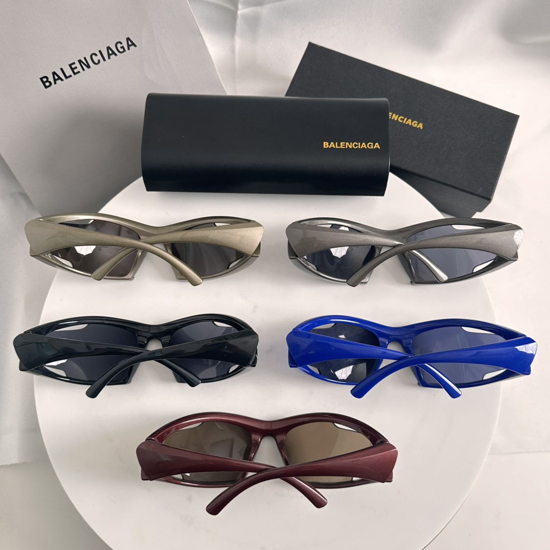Balenciaga Sunglasses BB0318S SM051