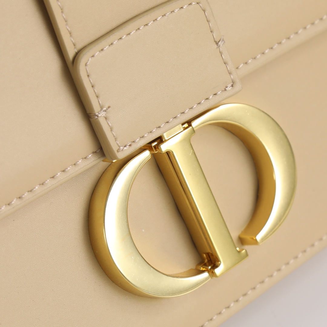 30 Montaigne Bag Apricot CD-1001 XB081 24cm