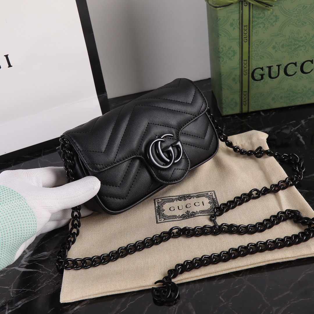 Gucci699757LM021 16.5x9.5x4.5cm