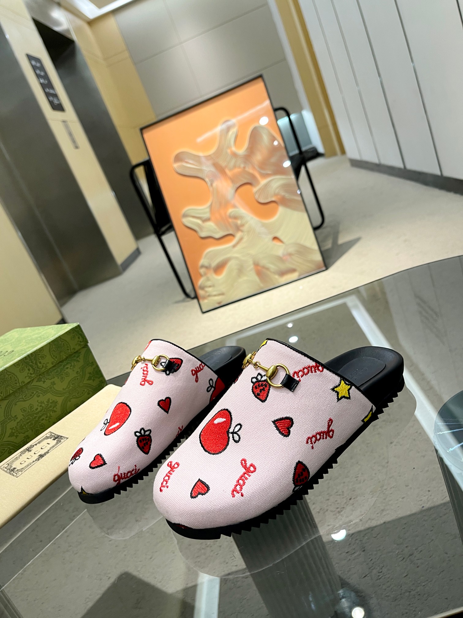 Gucci shoes 030 XM022