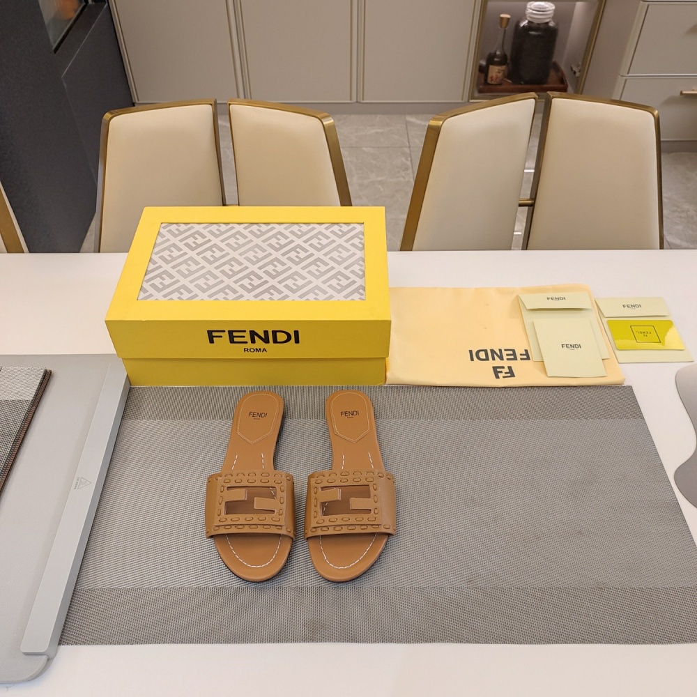 Fendi Shoes Slippers