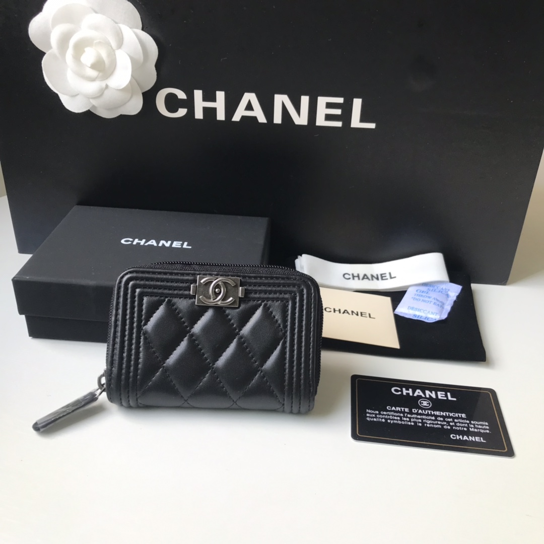 CHANEL BOY CHANEL ZIPPED COIN PURSE
