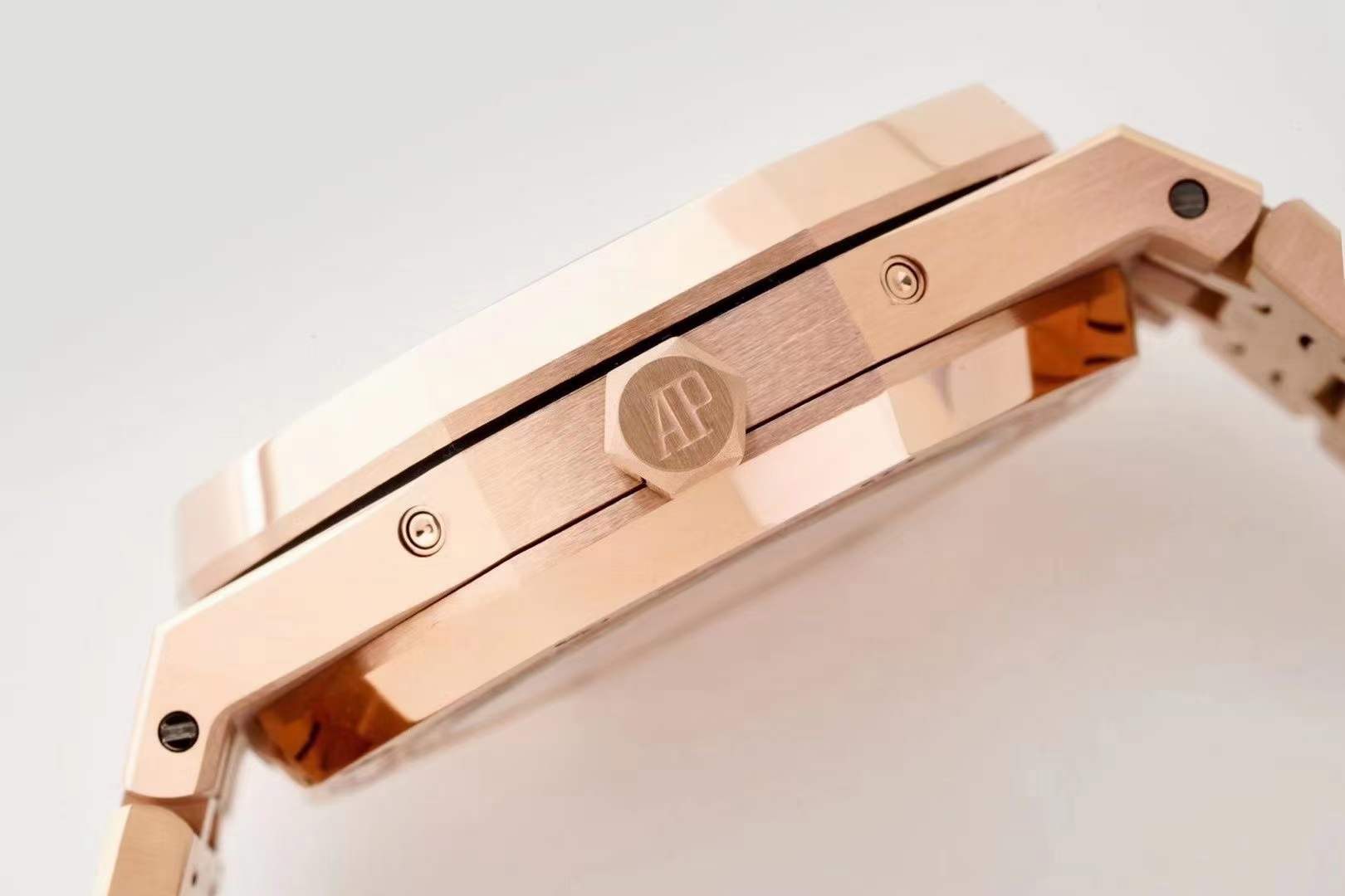 Audemars Piguet ROYAL OAK 26574 41mm