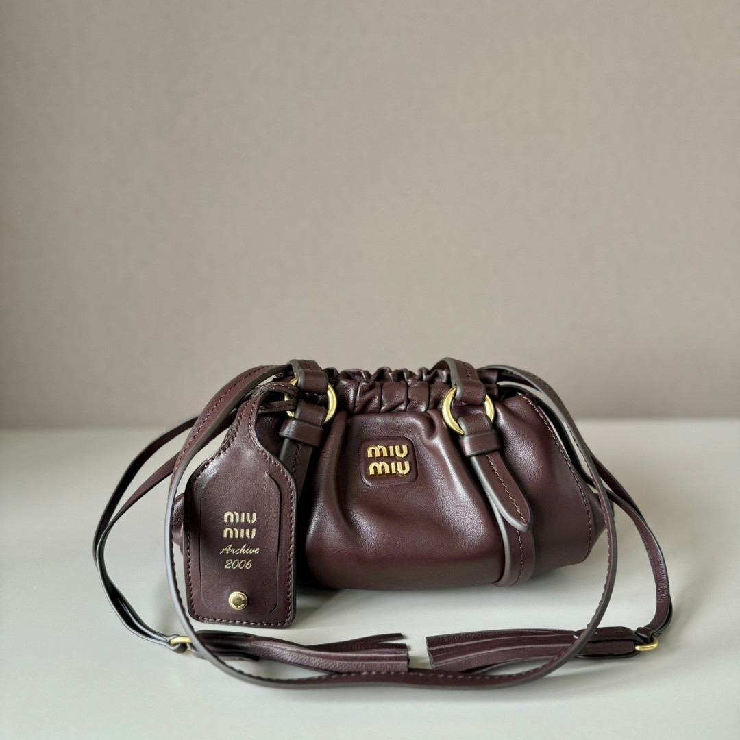 Miu Miu Shoulder Bag Ladies' Favorite