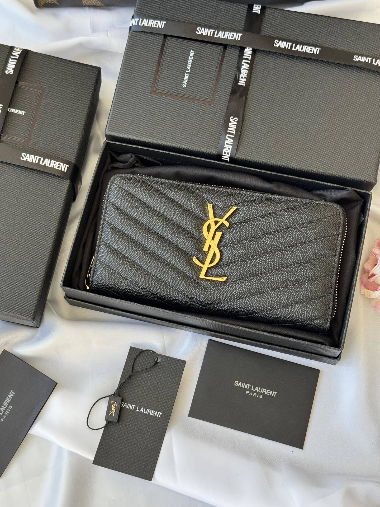 Saint Laurent Card Holder Wallet 358094