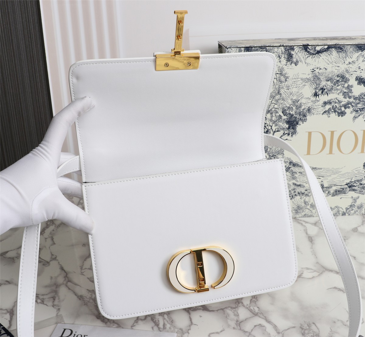 30 Montaigne Bag Brown CD-1001 XB081 24cm