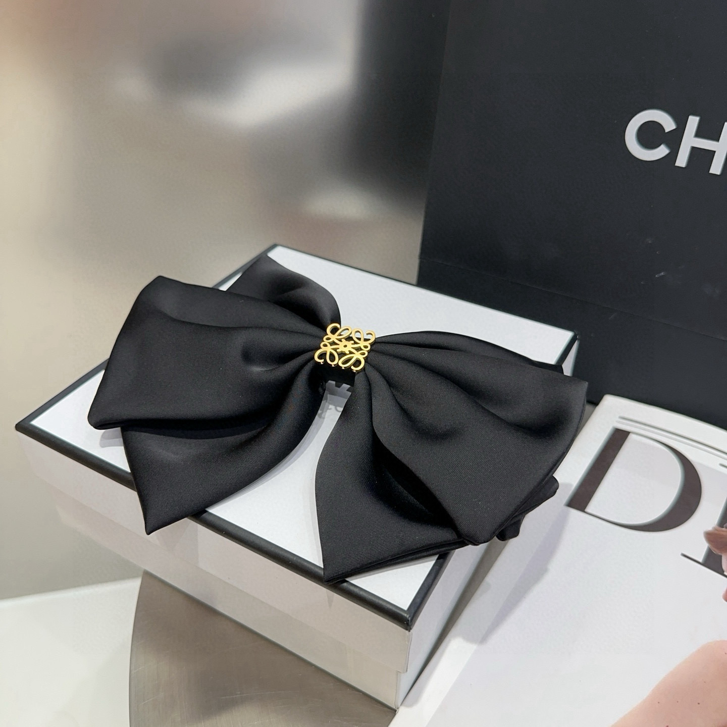 Loewe Jewelry Hairpin Logo Bow Hairpin Spring Clip