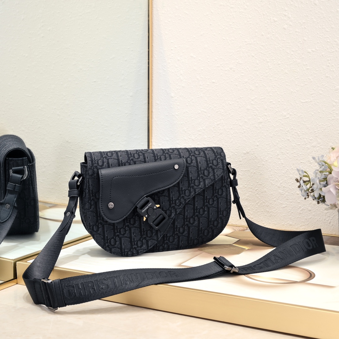 Dior Saddle Messenger Bag 1030 XB091 24cm