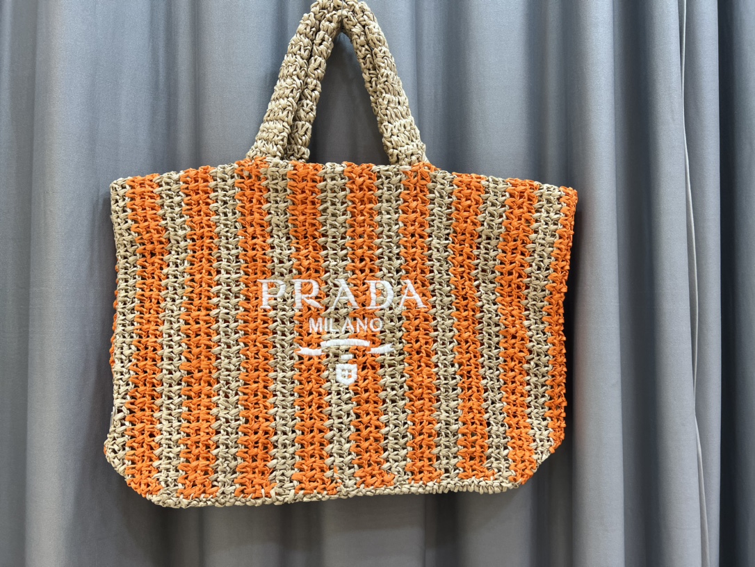 Prada 392 Orange LM051 40cm