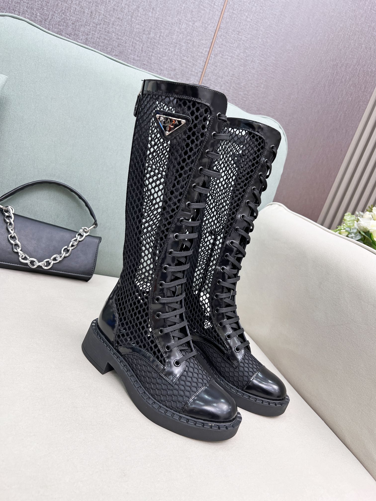 Prada 011 boots XM093