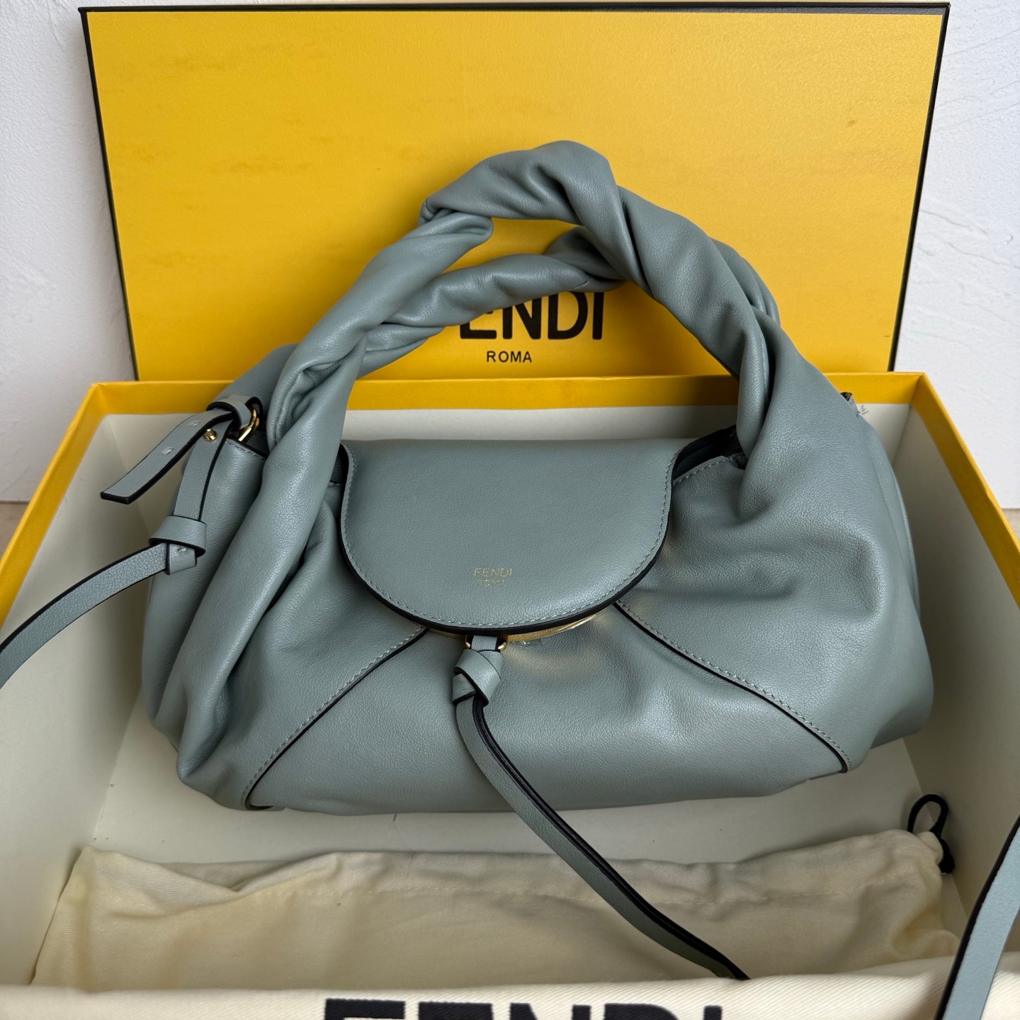 Fendi Shoulder Bag Ladies' Favorite