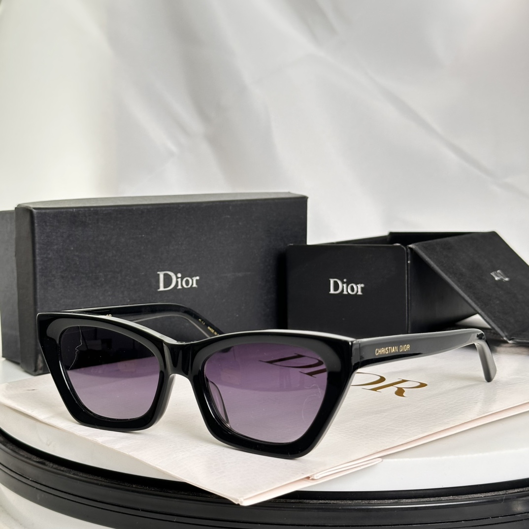 Dior Sunglasses Signafure B1I SM031