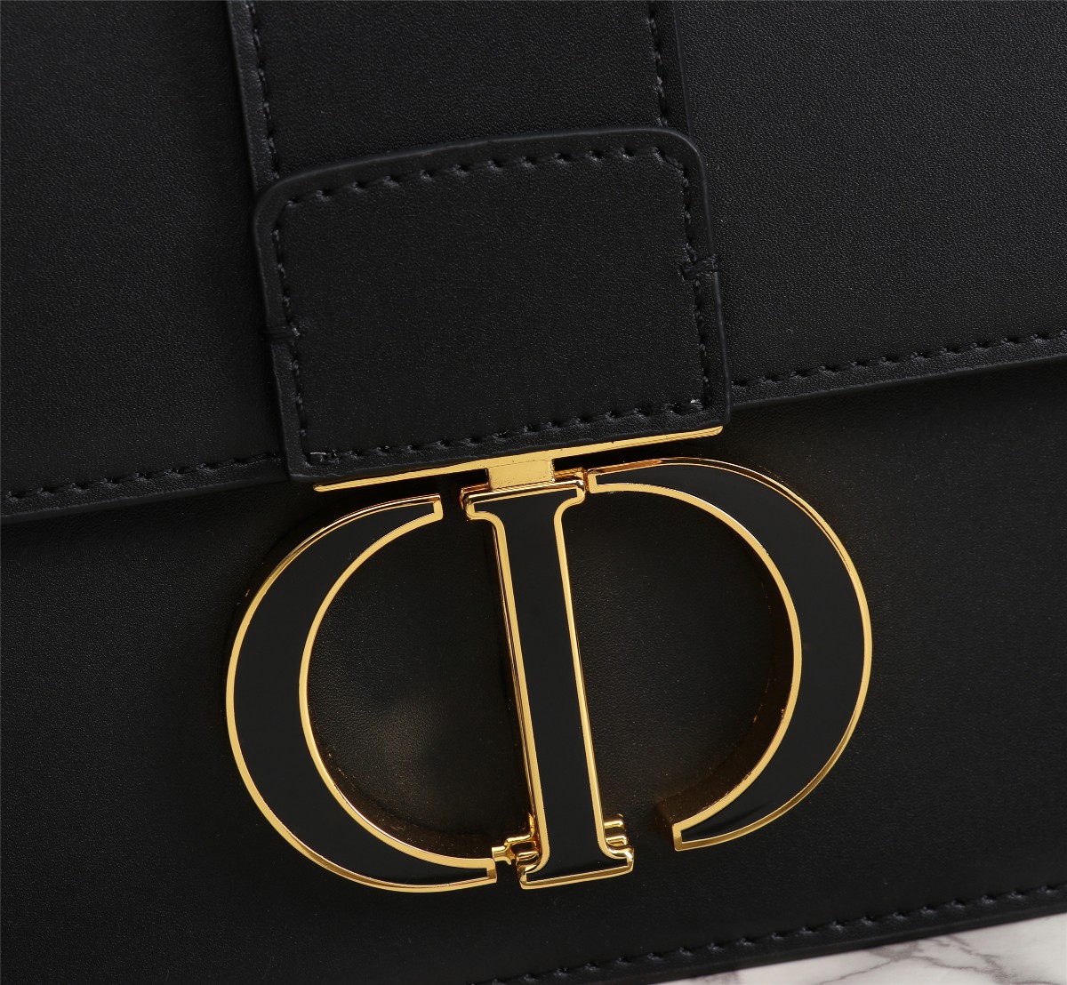 30 Montaigne Bag Brown CD-1001 XB081 24cm