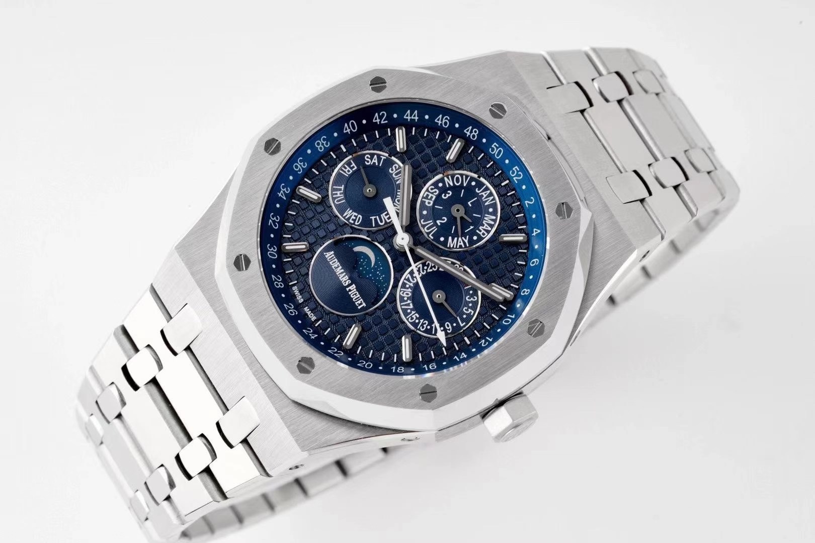 Audemars Piguet ROYAL OAK 26574 41mm