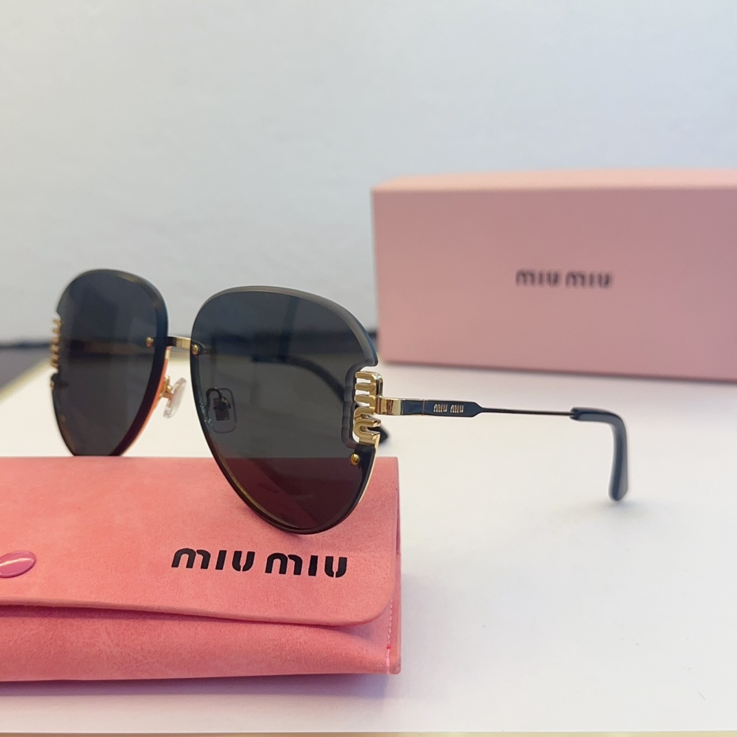 Miu Miu Sunglasses MU 90AV SM051