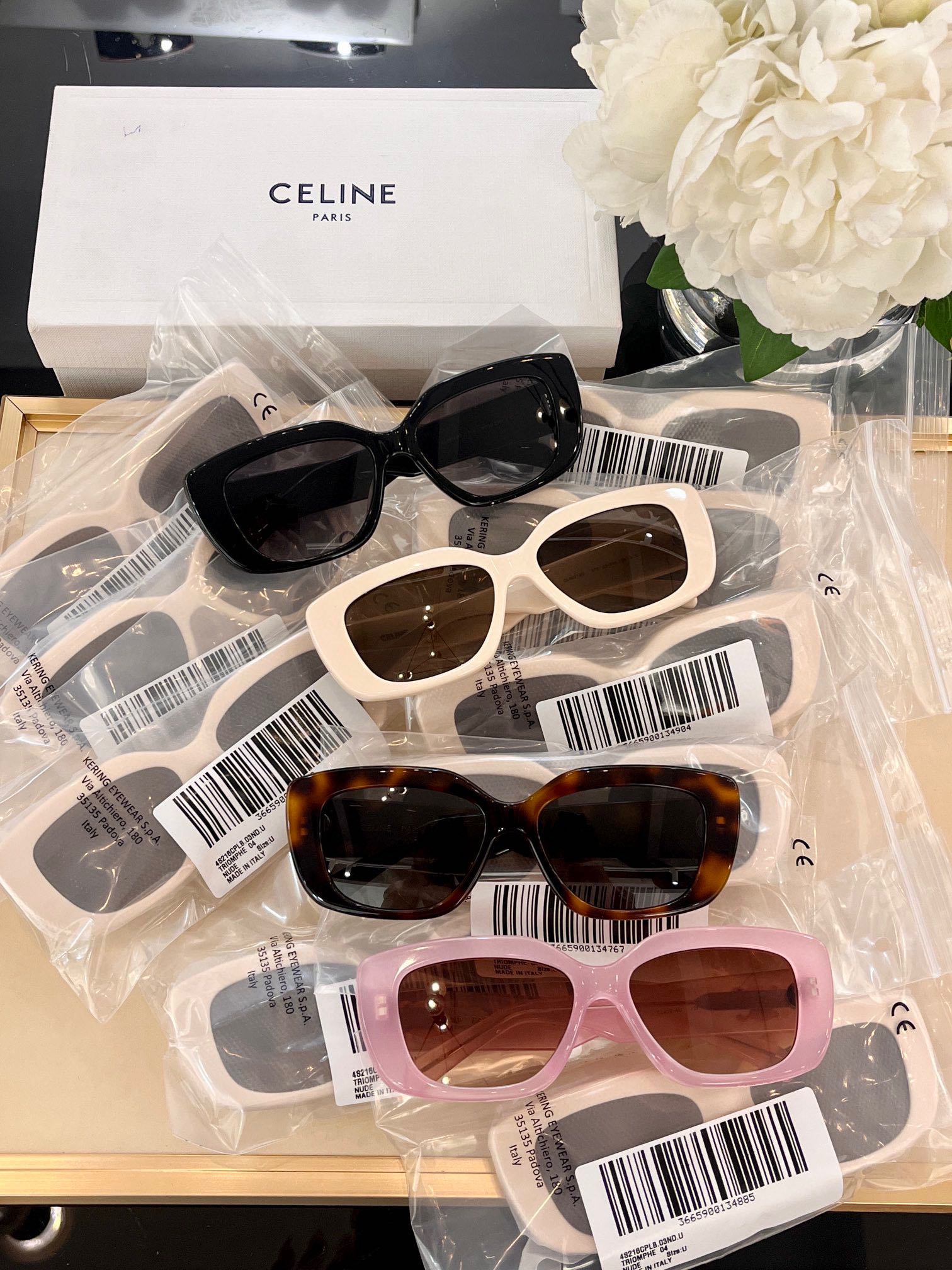 Celine Sunglasses CL40216U SM051