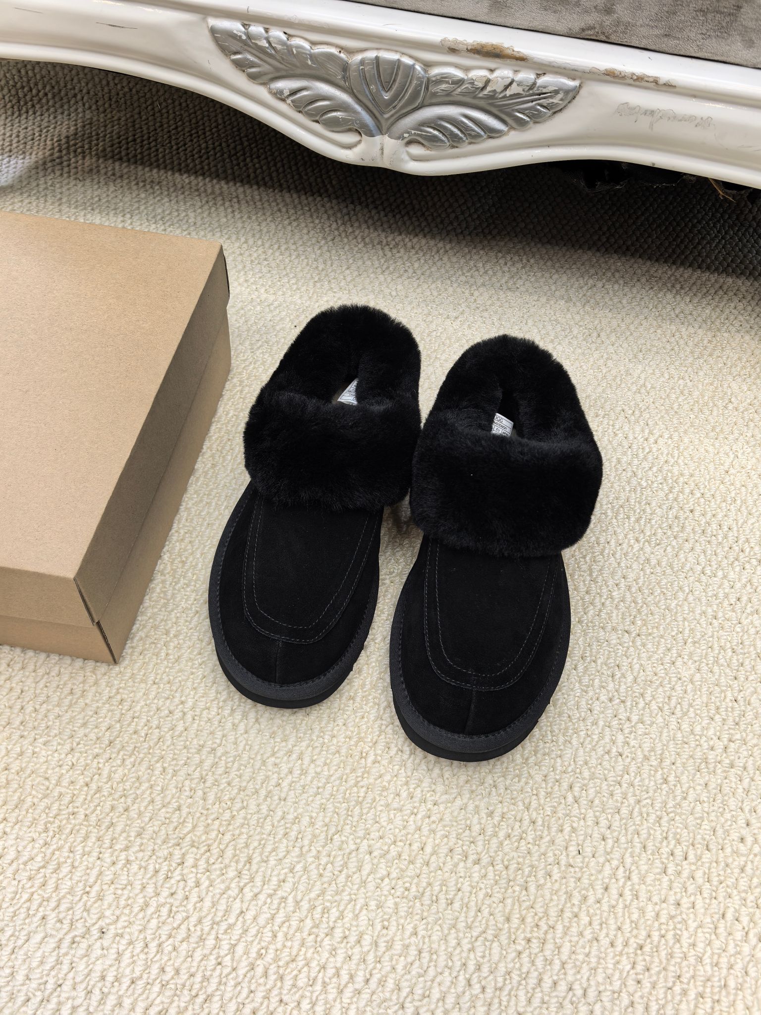 UGG shoes 043 BY081