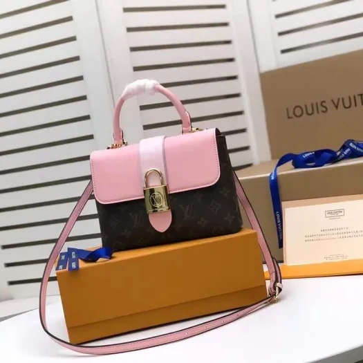 Louis Vuitton LOCKY BB M44080 21 x 17x 8 cm