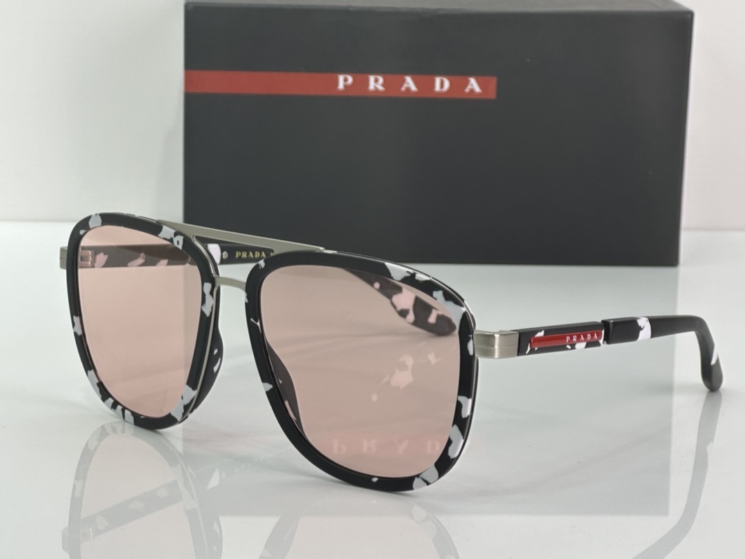 Prada Sunglasses SPR50XS SM061
