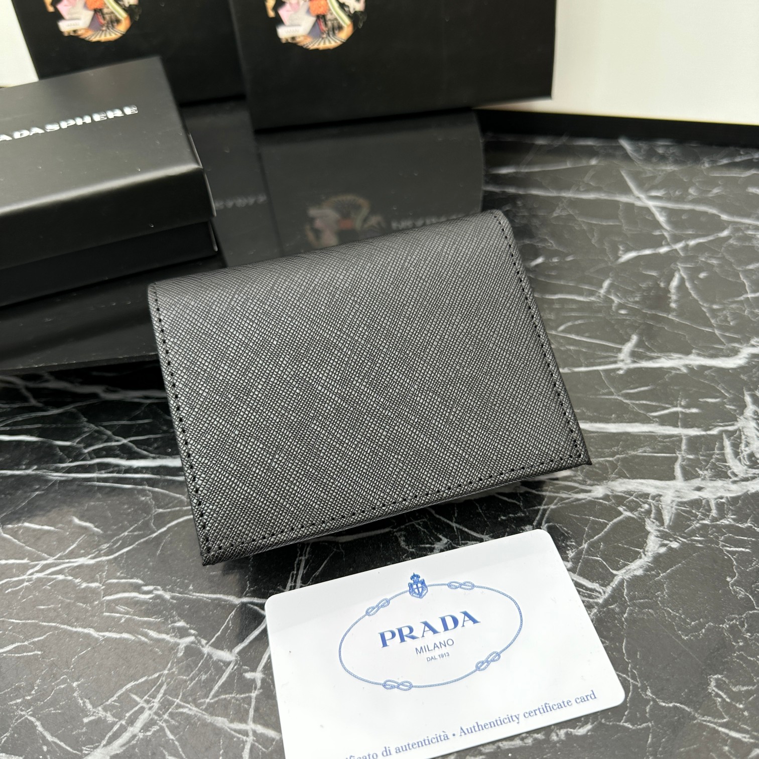 Prada Wallet 209 LM06 10cm