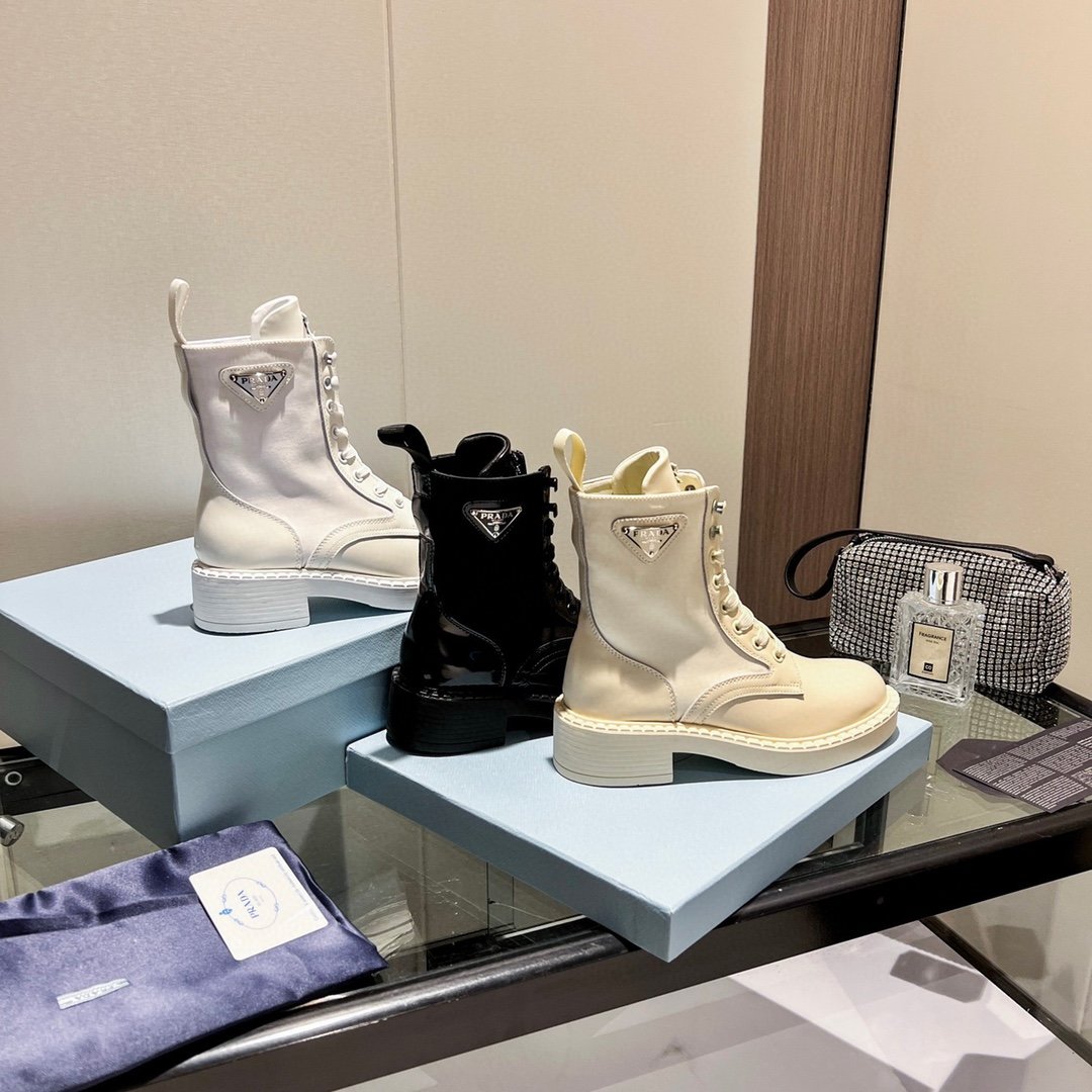 PRADA 005 boots XM023