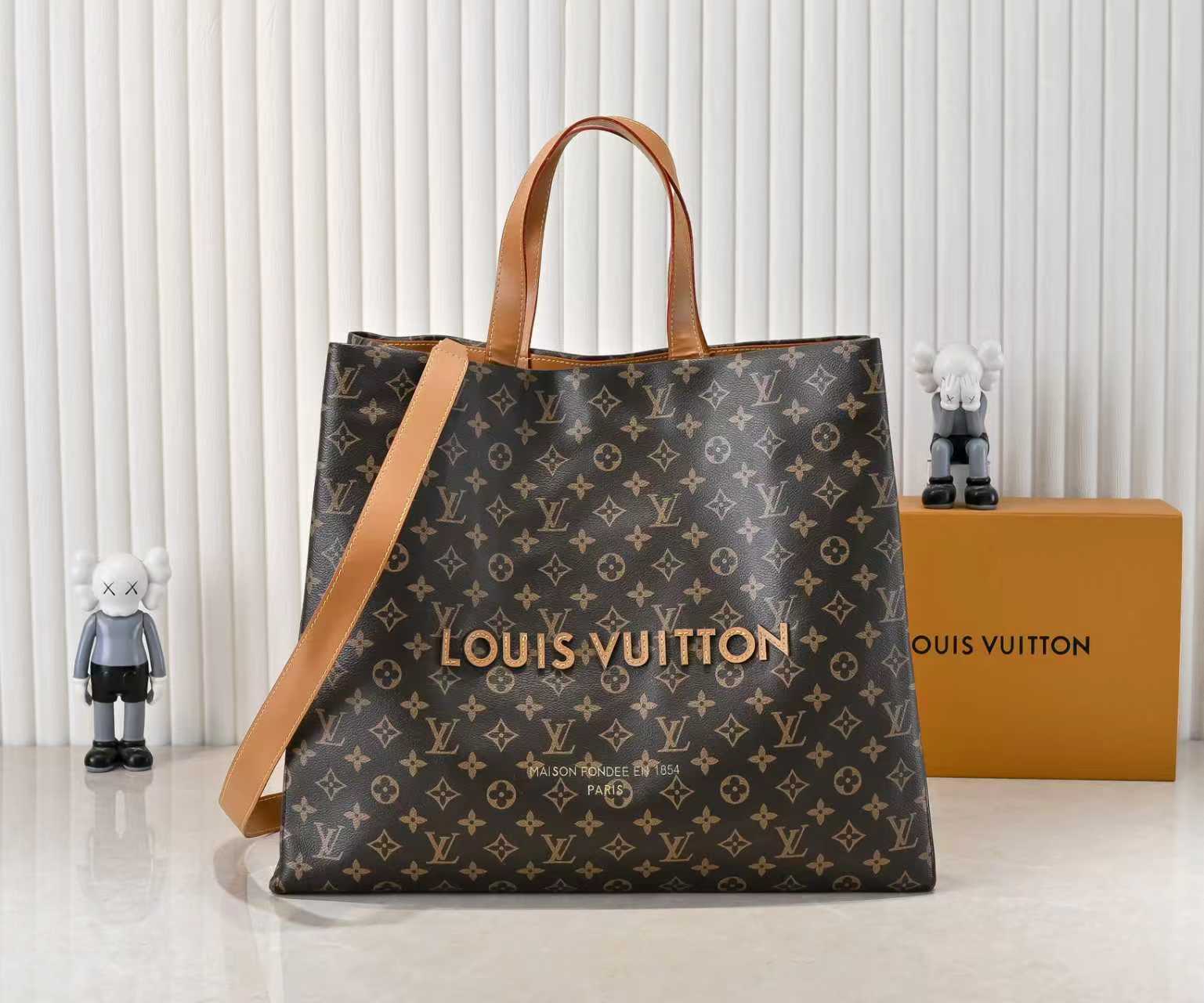 Louis Vuitton Shoulder Bag Ladies' Favorite Shopper Tote Bag