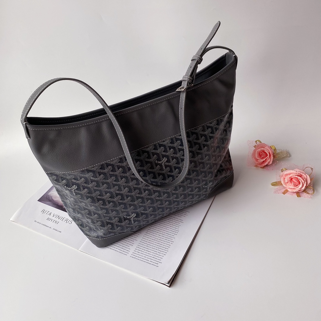 Goyard hobo bohème Stray Bag Armpit Bag