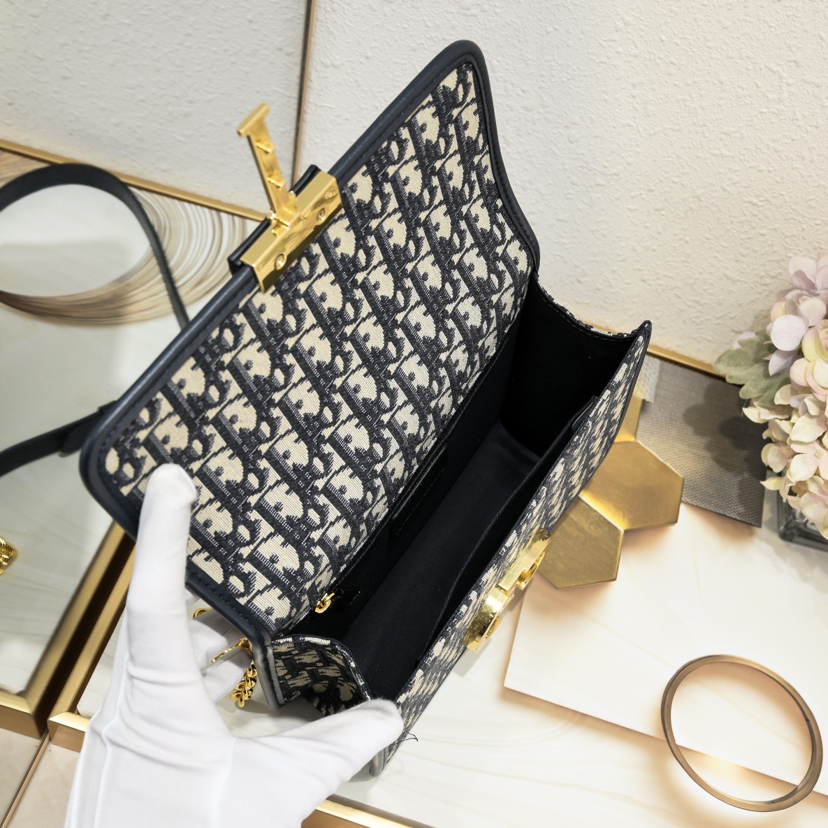 30 Montaigne Chain Bag Blue print 1005 XB081 25cm