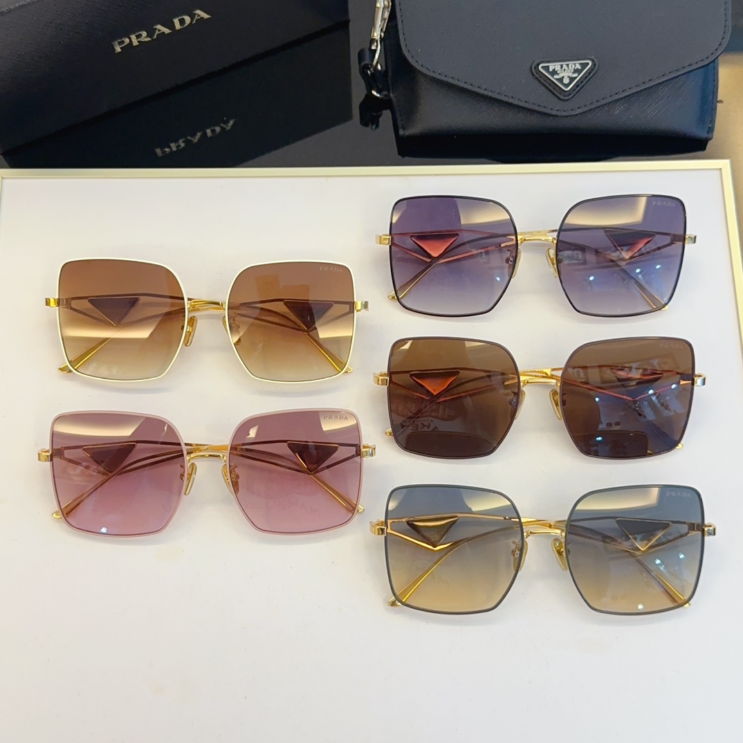 Prada Sunglasses SPR09YS SM051