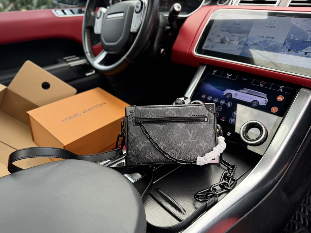 LV Soft Trunk Bag 44735 LLS071 18.5cm